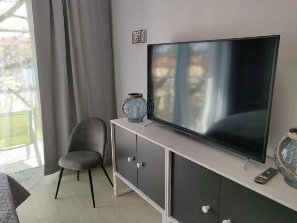 Apartamenty Hugo Centrum สวูพสค์ ภายนอก รูปภาพ