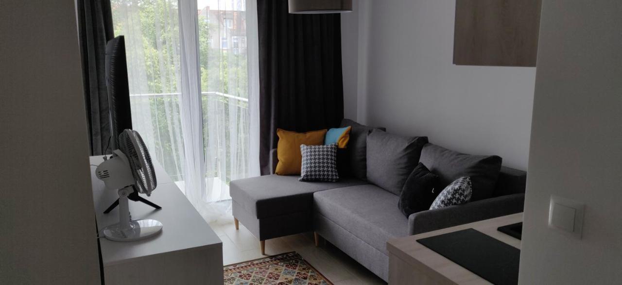 Apartamenty Hugo Centrum สวูพสค์ ภายนอก รูปภาพ
